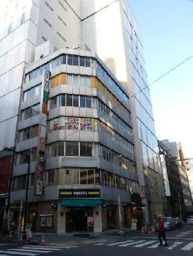 西山興業東銀座ビルの外観