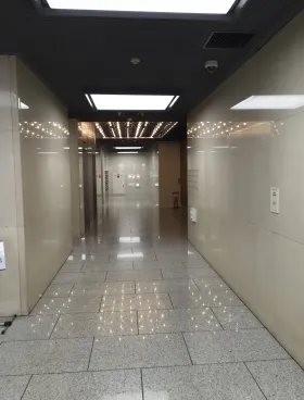 第2丸高ビルの外観