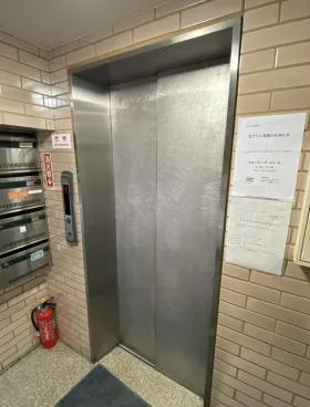 誠佳ビルの外観