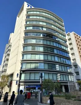 七十七銀座ビルの外観