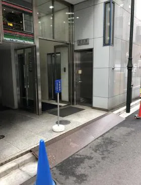 新宿伍名館の外観