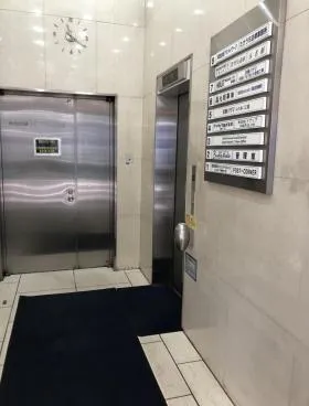 新宿伍名館の外観