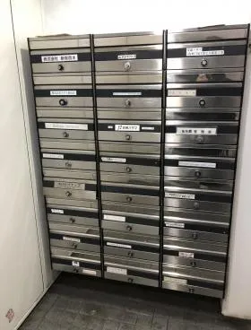 新宿伍名館の外観