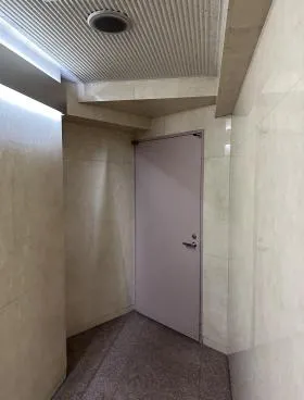 二引ビルの外観