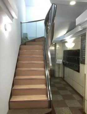 福禄ビルの外観