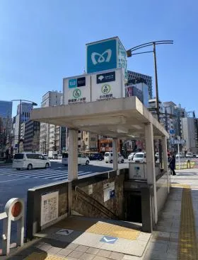 小川町クレストビルの外観
