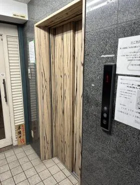 加瀬ビル173(旧:クレセント神田)の外観