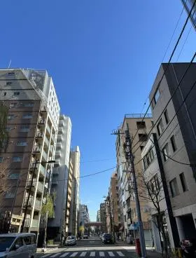 クリスタルビルの外観