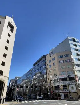 三井住友銀行神田駅前ビルの外観