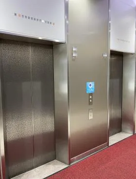 堀内ビルの外観