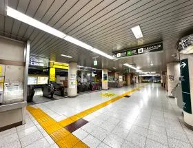 都営新宿線「岩本町駅」