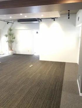 アクタス岩本町の外観