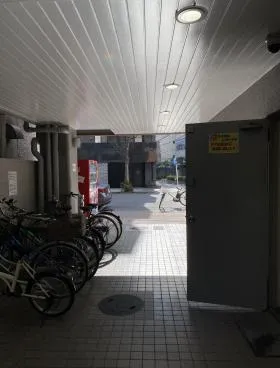 ハローオフィス秋葉原(岩本町)ビルの外観
