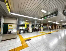 都営新宿線「岩本町駅」