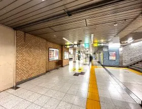 都営新宿線「岩本町駅」