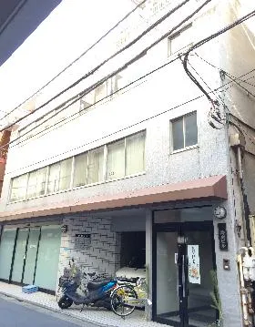 鈴武ビルの外観