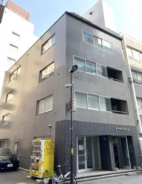 アヤティカビルの外観