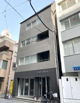 アヤティカビルの外観