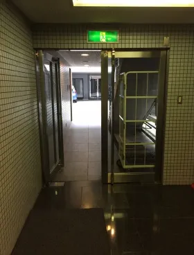 第2坂本ビルの外観