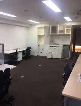 ビジョンオフィス神田(神田パークプラザ)ビルの外観