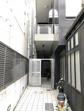EBISU FIRST PLACEビルの外観