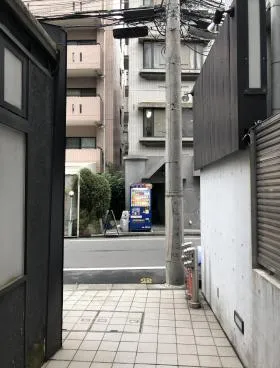 EBISU FIRST PLACEビルの外観