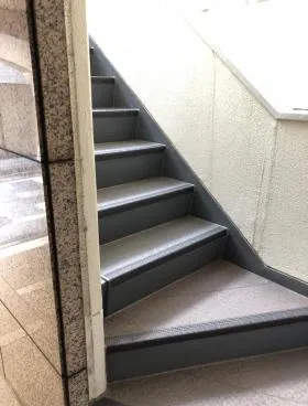 神田NYビルの外観