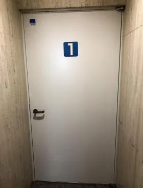ニューイワサキビルの外観
