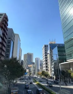 青山OM-SQUAREの外観