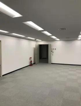 新橋フロンティアビルディングの外観