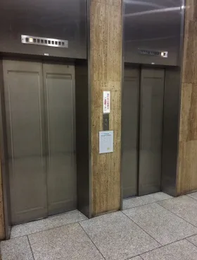 ニュー九段ビルの外観