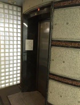 日暮里コミュニティビルの外観