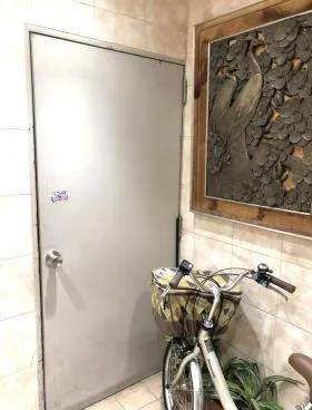 徳栄ビルの外観