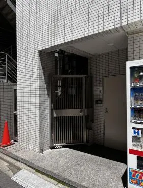 BONMARUSANビルの外観