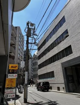 BONMARUSANビルの外観