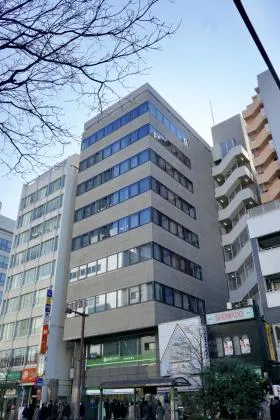 タカラビルの外観