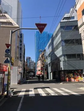 アルカディア上野ビルの外観