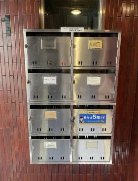 梨本ビルの外観