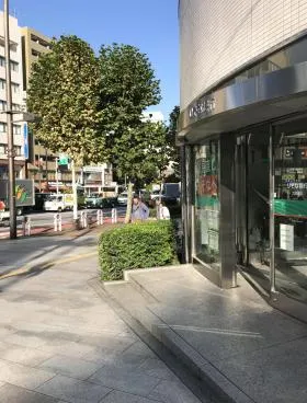 りそな九段ビルの外観
