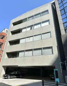 飯田橋メインビルの外観