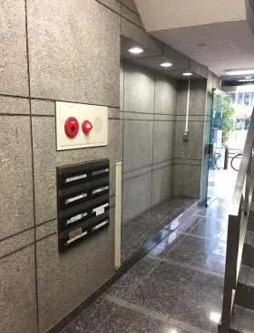 STビルの外観