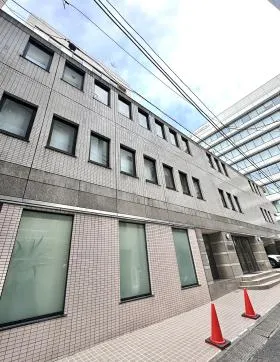 UETAKEビルの外観