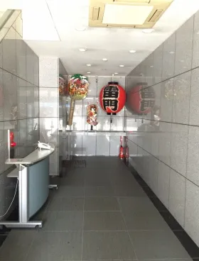 ユニカ雷門ビルの外観