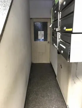 センダビルの外観