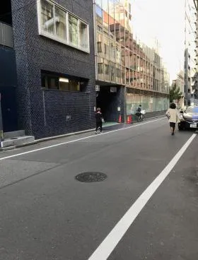 センダビルの外観