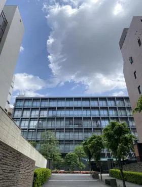 五番町KUビルの外観