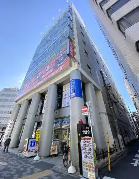 サカイ末広ビルの外観
