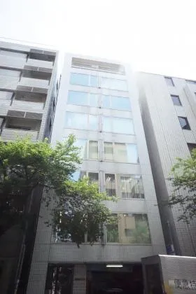 隼町MTビルの外観