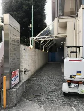 プリンス通りビルの外観