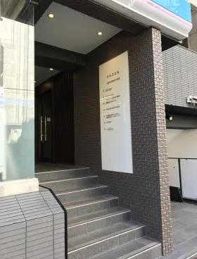 クルスビルの外観